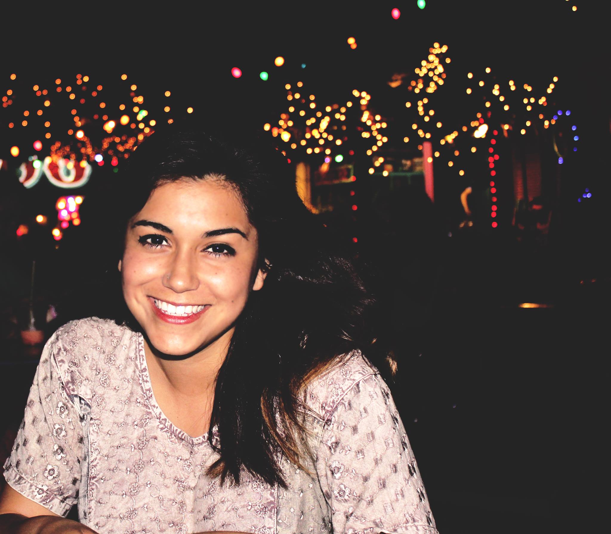 Areli Mendoza Designs's profile picture