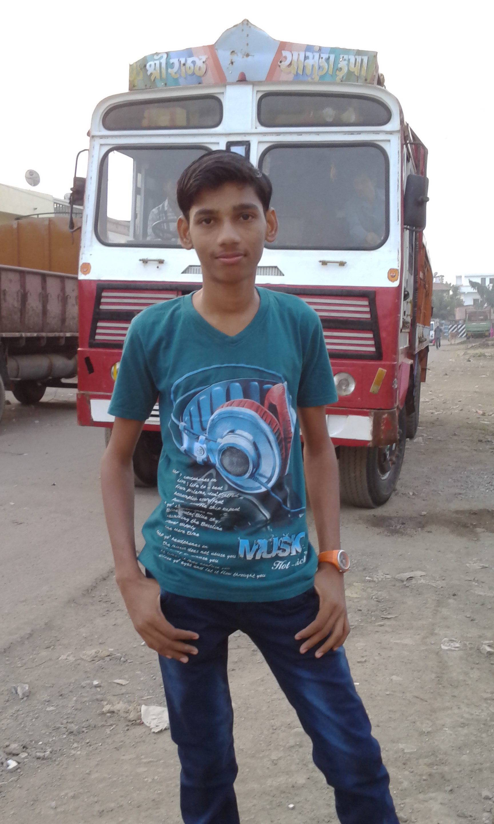 nikhil_pandya13296's profile picture