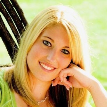 NicoleFeld02's profile picture