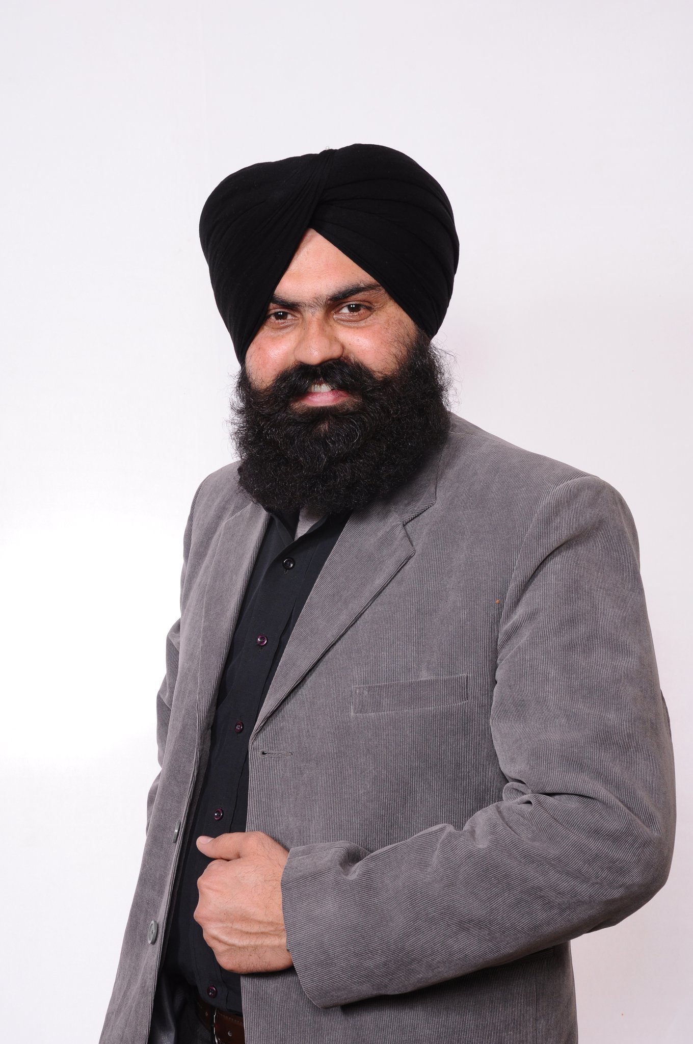 laganstudio's profile picture