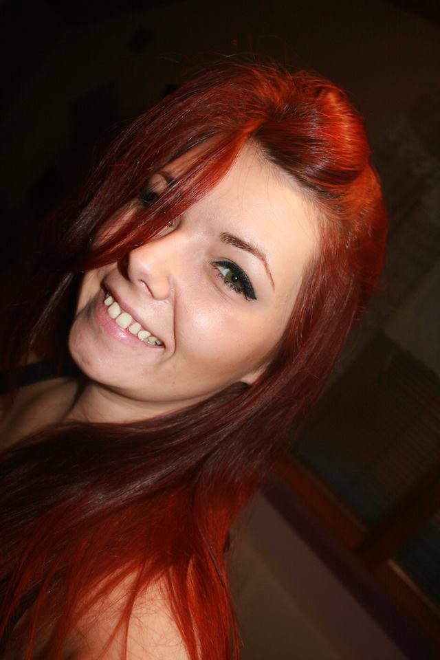 azra989's profile picture