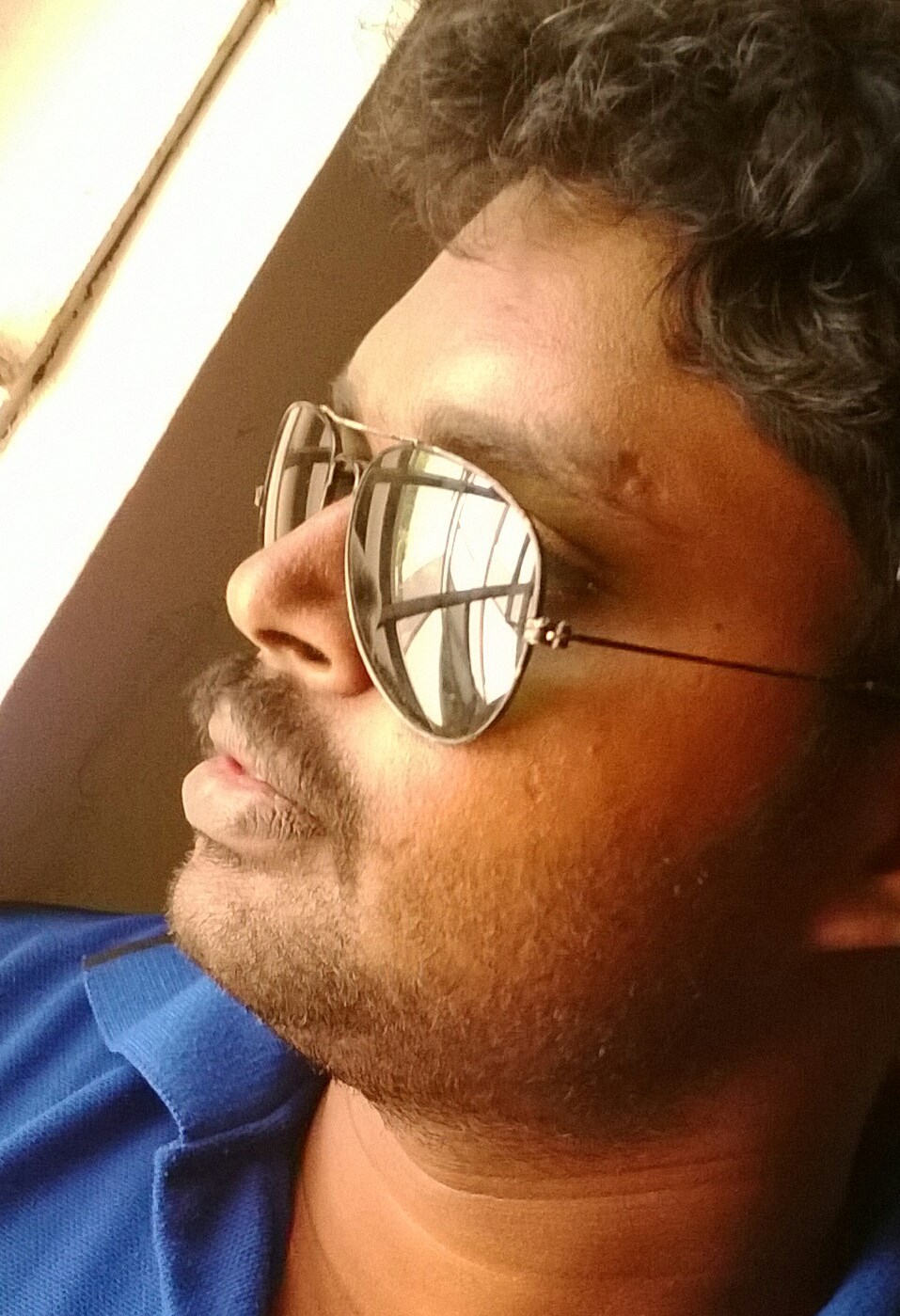 karvelan13's profile picture