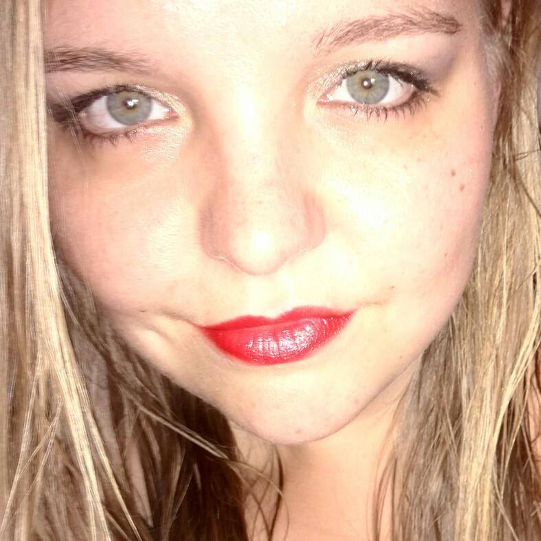 Vivid-Dee's profile picture