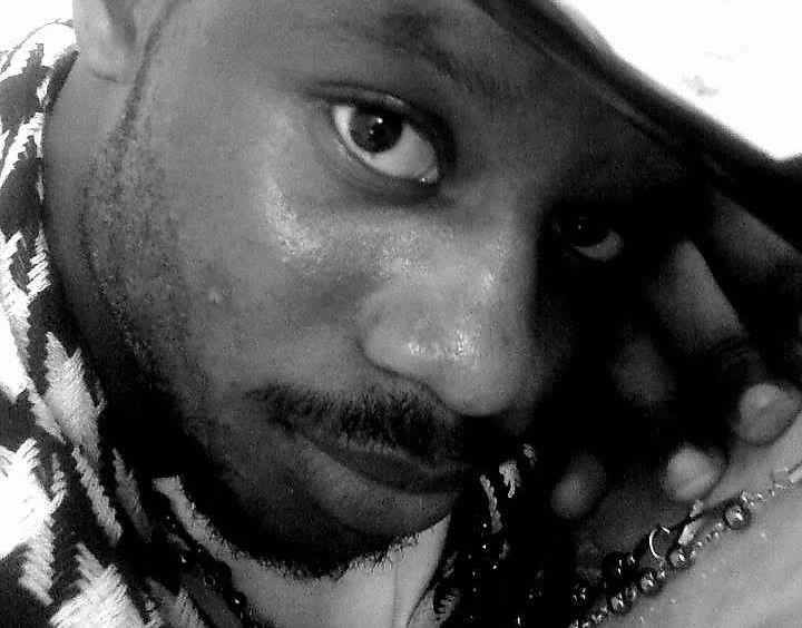 eezzyarhin's profile picture