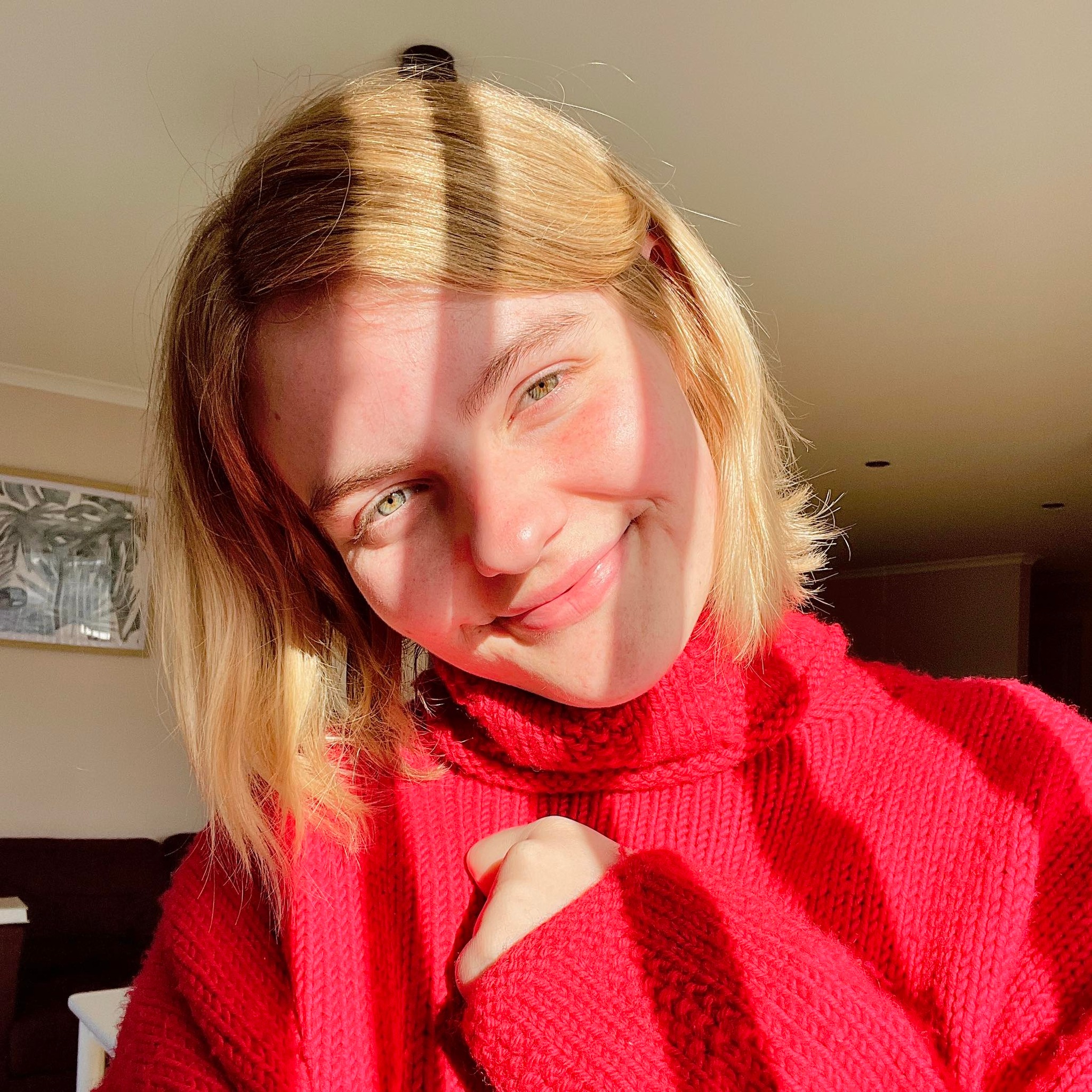 Lydia West's profile picture