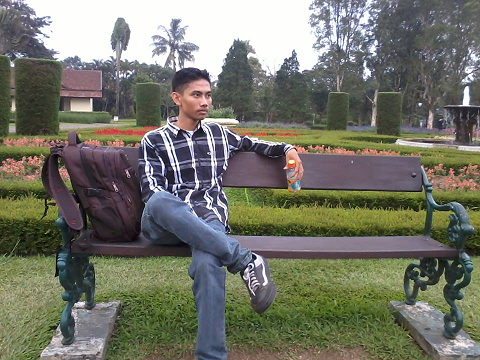 indraagustian1's profile picture