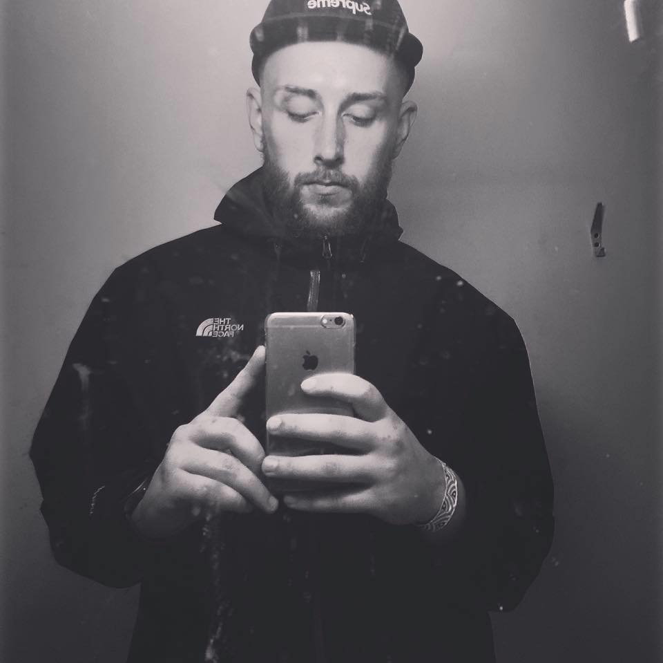TOMTOMTOM's profile picture
