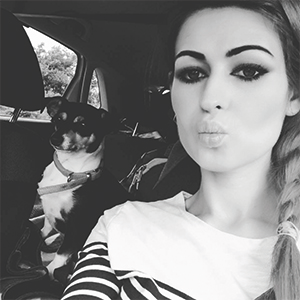 laura 4's profile picture