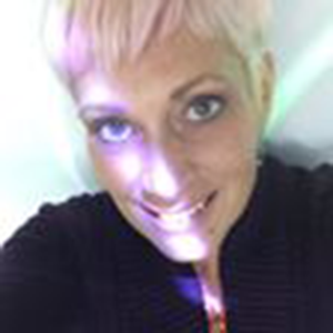 DesignDomina's profile picture