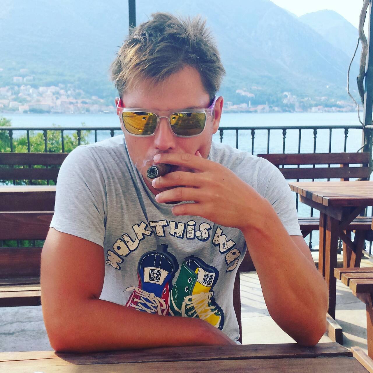 JH13's profile picture