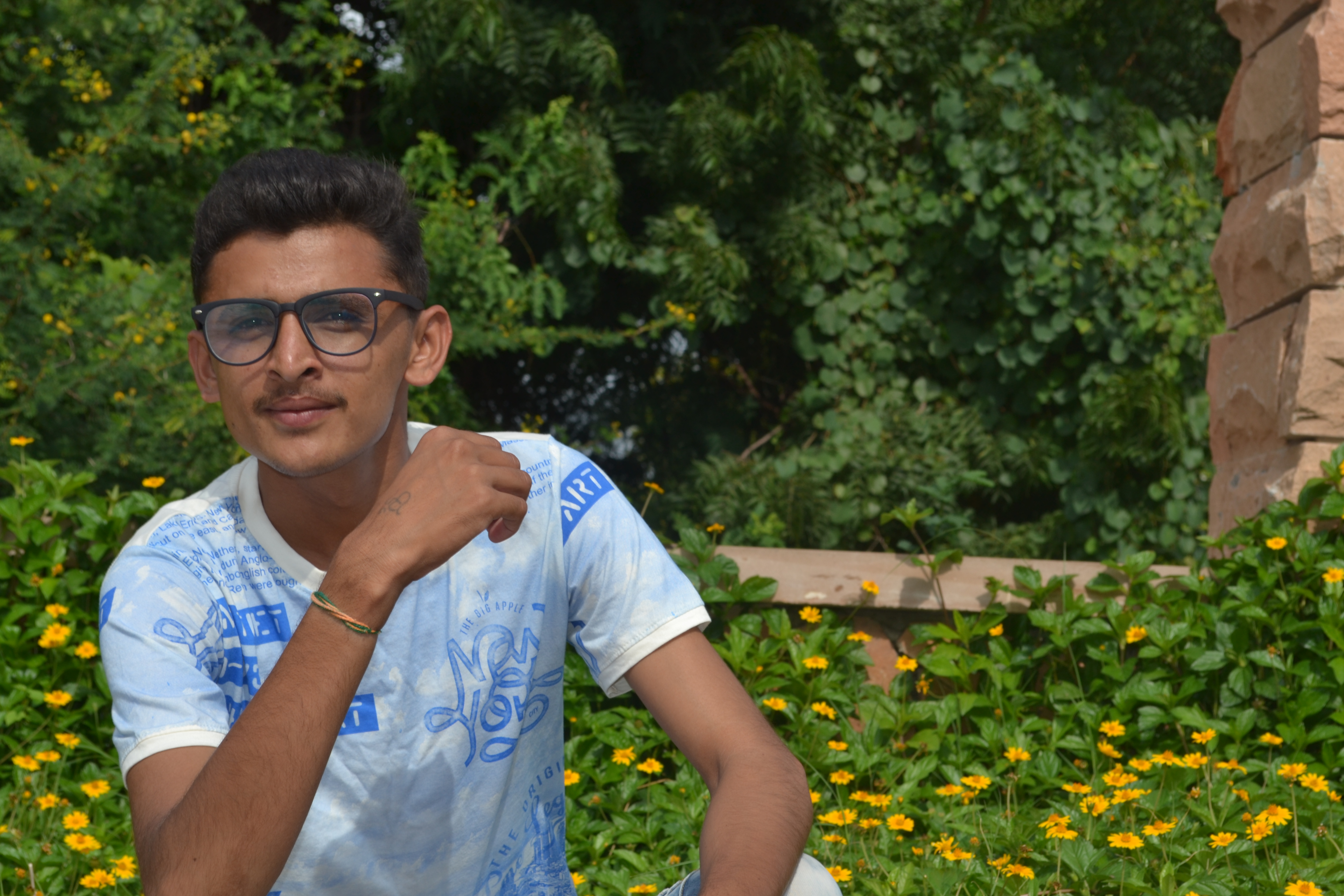 mautik 2's profile picture