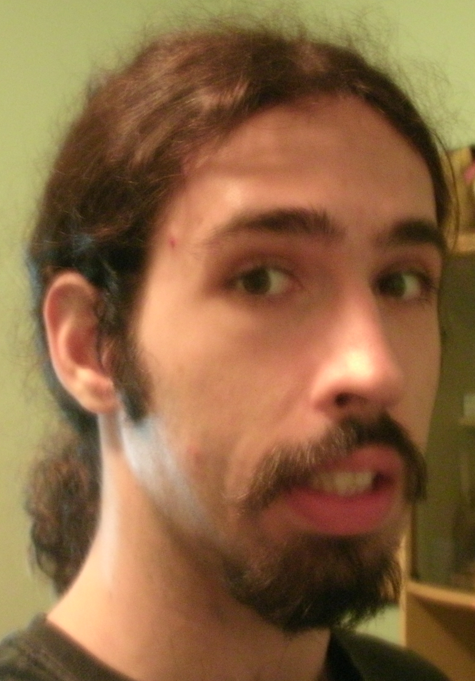 Leo-Syron's profile picture