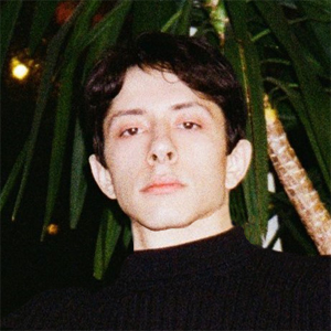 vladhmor's profile picture