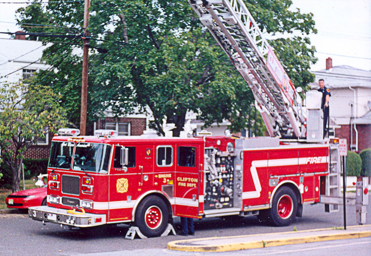 Photography by c2h3o2 for DesignCrowd (Community Contests) | Design #9116966