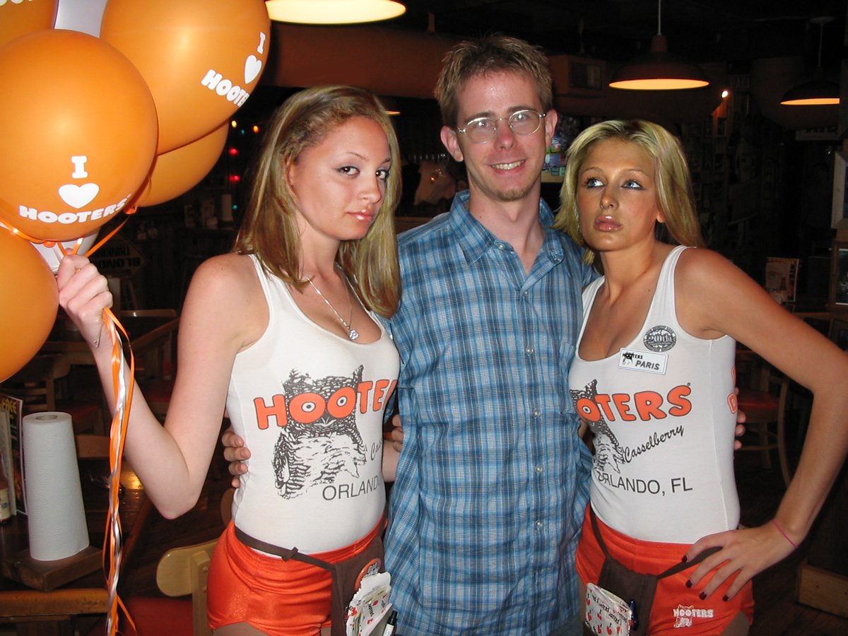 Design Photoshop par KebMo pour DesignCrowd (Community Contests) | Design #9109324