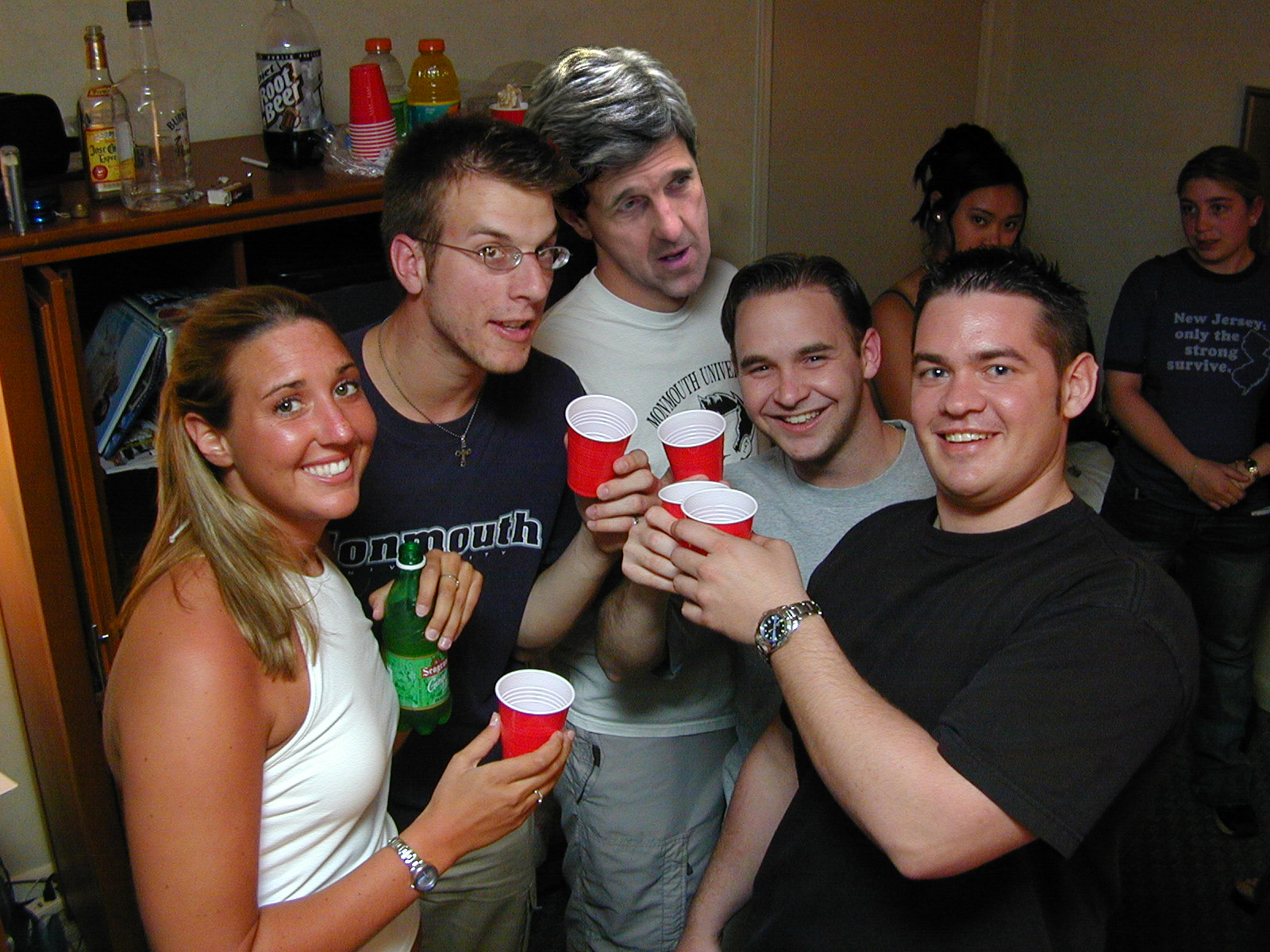 Diseño de Photoshop por Lasson para DesignCrowd (Community Contests) | Diseño #9082665