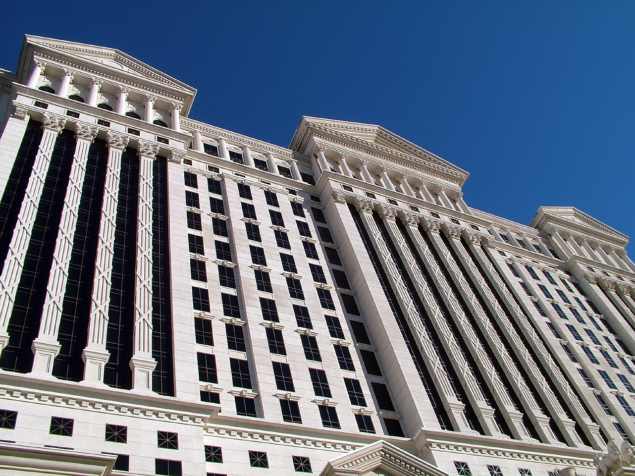 Photography by FRWalters for DesignCrowd (Community Contests) | Design #9103195