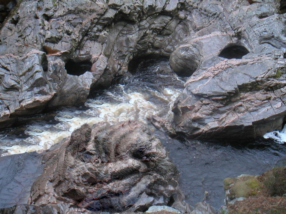 Design Photoshop par ayeshid pour DesignCrowd (Community Contests) | Design #9080339