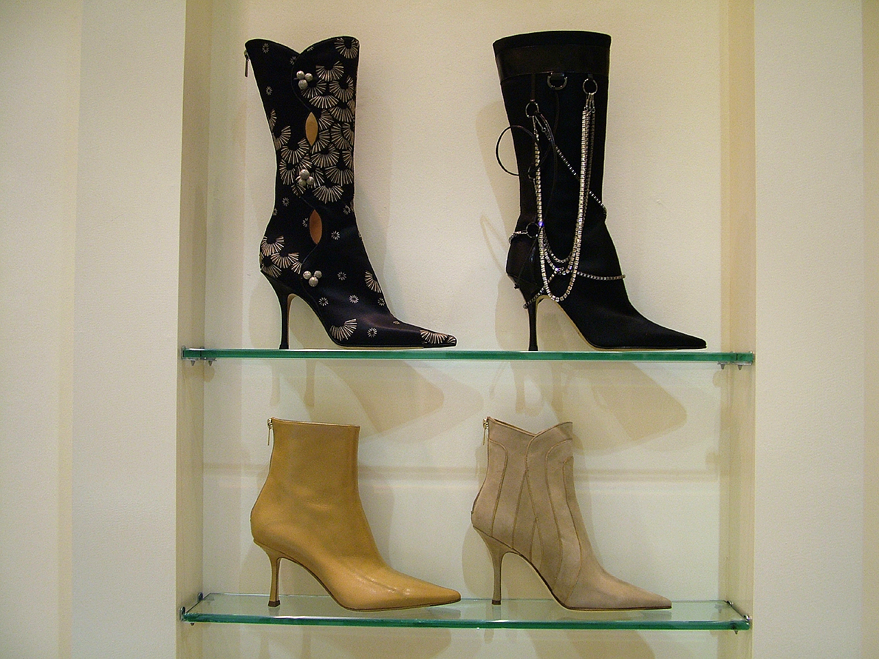 Photography by FRWalters for DesignCrowd (Community Contests) | Design #9102836