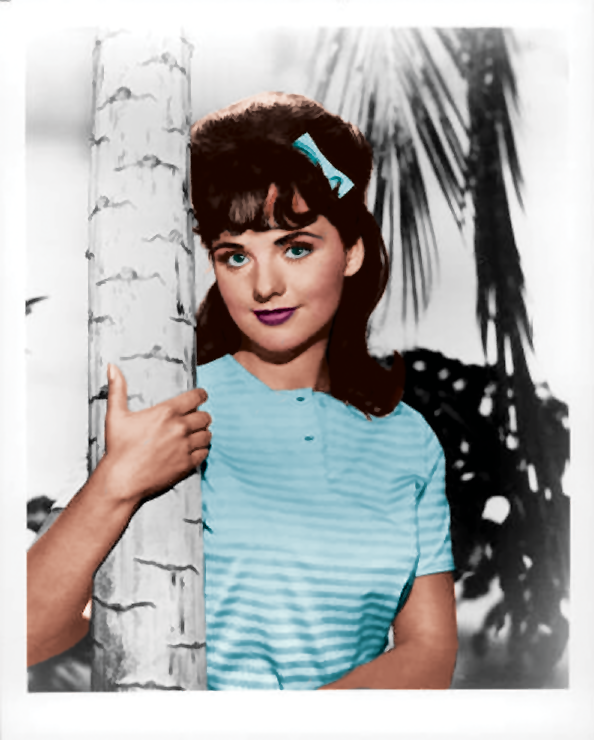 Photoshop Design by Ziaphra for DesignCrowd (Community Contests) | Design #9075991