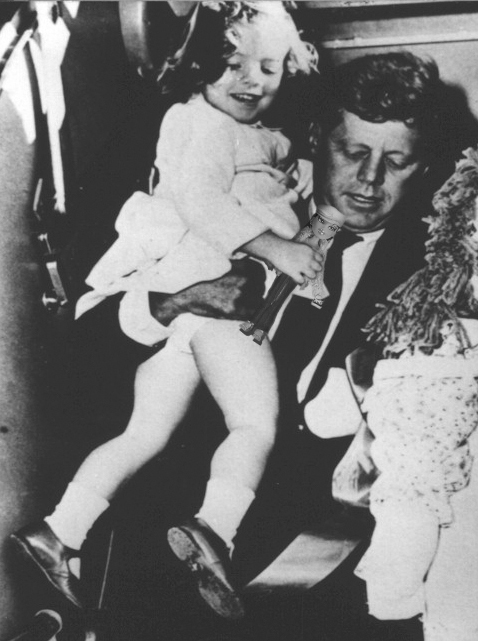 Photoshop Design by Skorpion for DesignCrowd (Community Contests) | Design #9100566