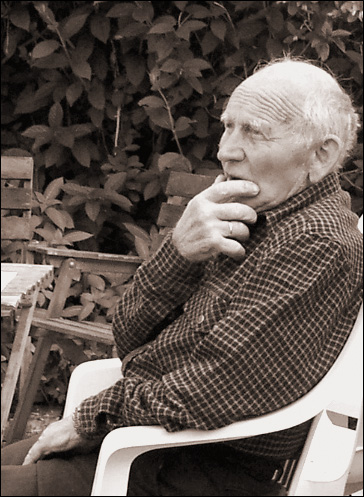 Photography by Lillenala for DesignCrowd (Community Contests) | Design #9090975