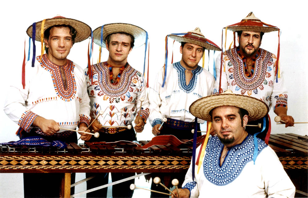 Design Photoshop par godzillatemple pour DesignCrowd (Community Contests) | Design #9091415