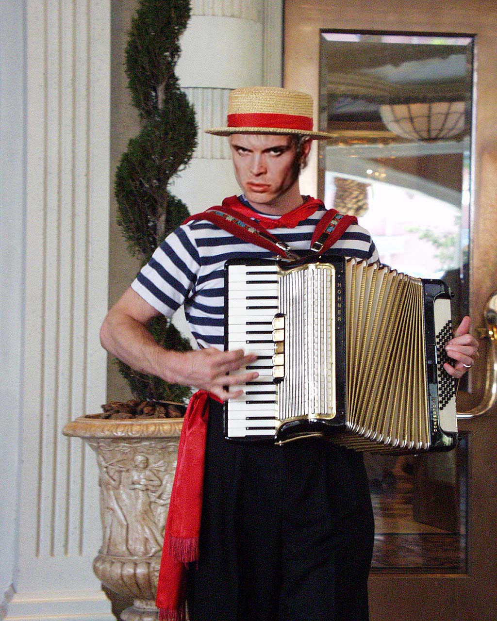 Design Photoshop par momobbf pour DesignCrowd (Community Contests) | Design #9091611