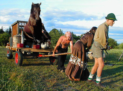 Diseño de Photoshop por lilhorseebabee para DesignCrowd (Community Contests) | Diseño #9072493