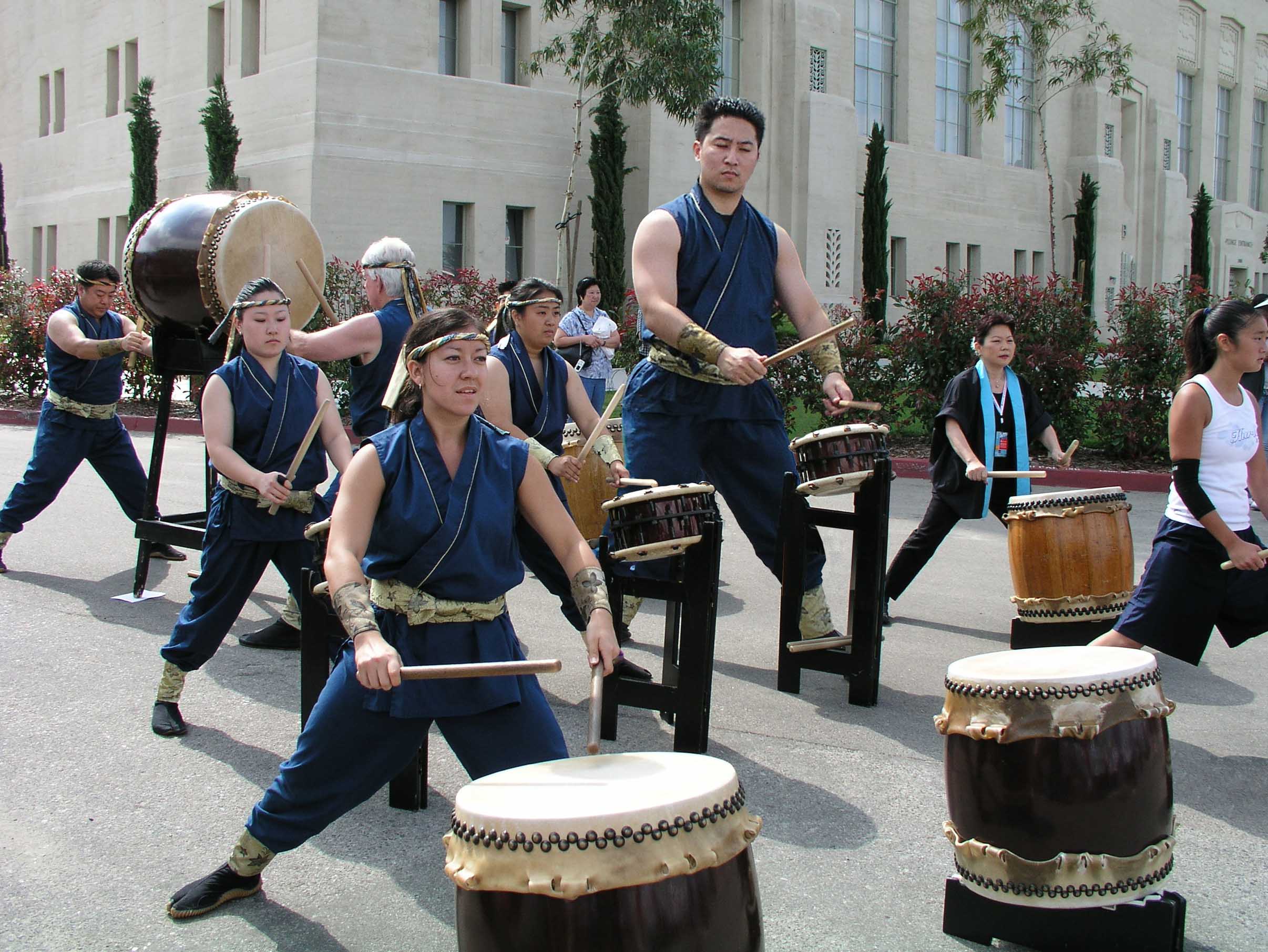 Photoshop Design by UPUPUP for DesignCrowd (Community Contests) | Design #9089769