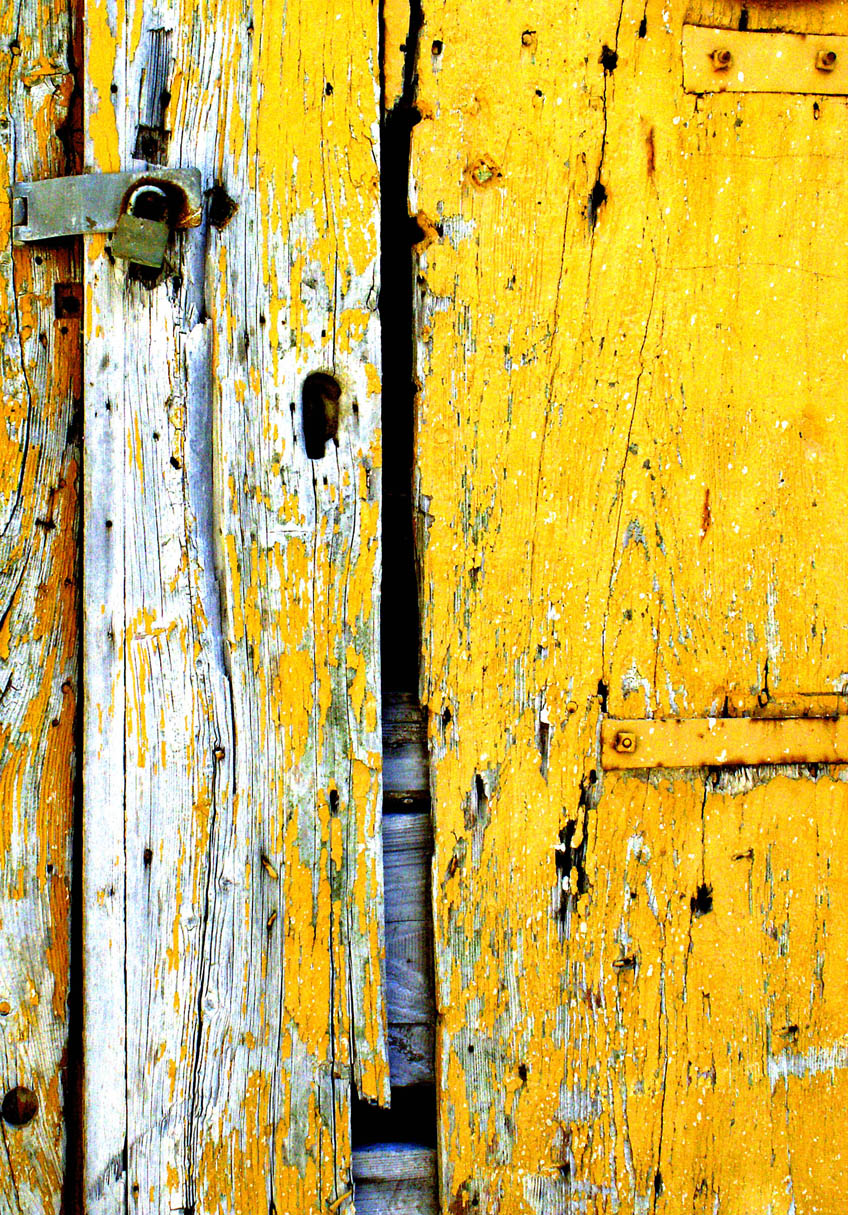 Photography by Ronbrandt for DesignCrowd (Community Contests) | Design #9082632