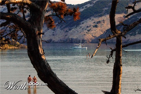 Photography by Johnny5