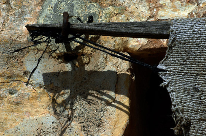 Photography by Ronbrandt for DesignCrowd (Community Contests) | Design #9079396