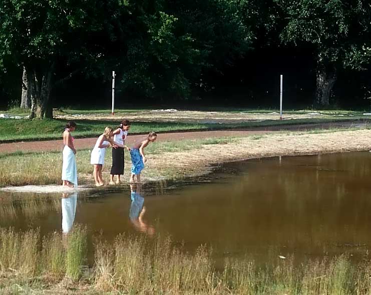 Design Photoshop par modine pour DesignCrowd (Community Contests) | Design #9074733