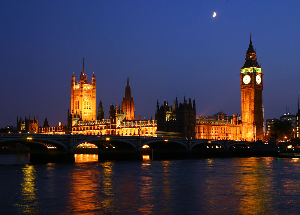 Photography by SigloV for DesignCrowd (Community Contests) | Design #9076235