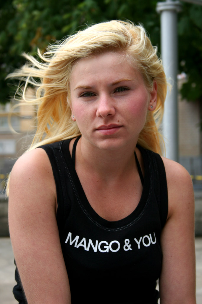 Fotografía por chippyRo para DesignCrowd (Community Contests) | Diseño #9065031