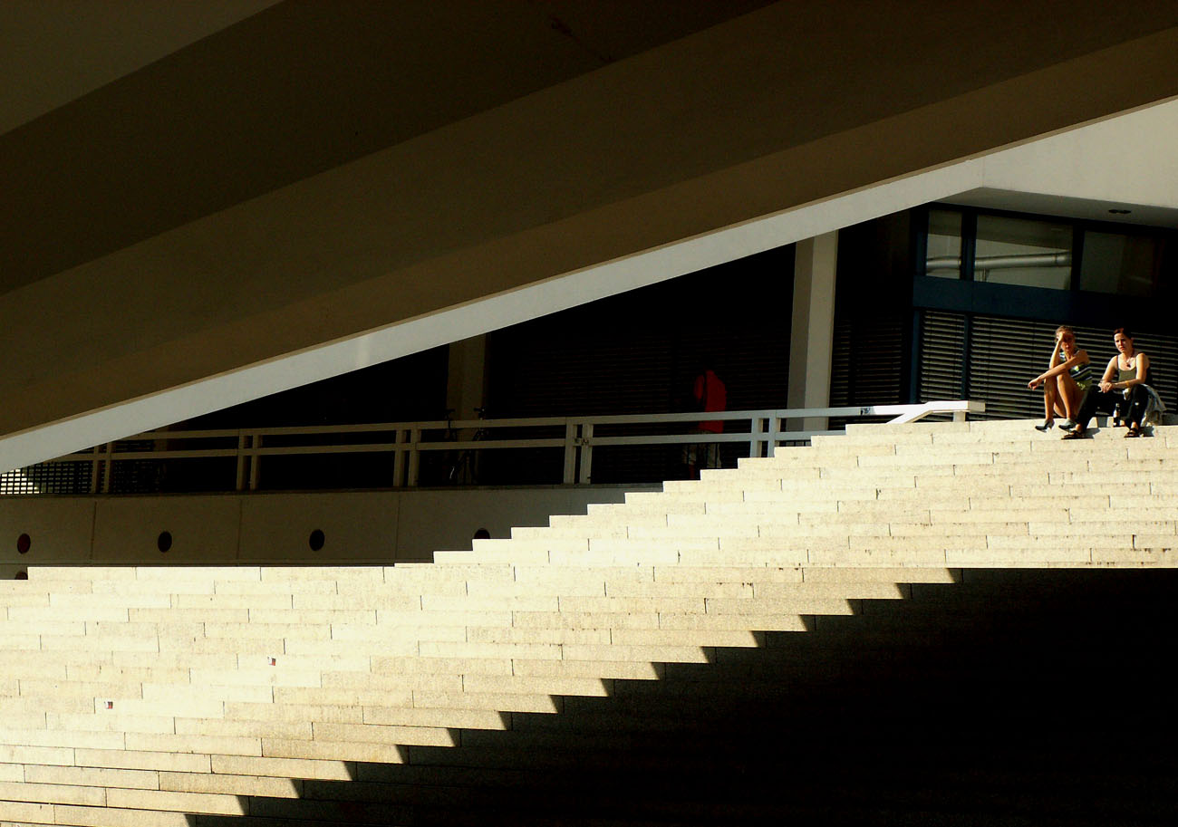 Photography by Ronbrandt for DesignCrowd (Community Contests) | Design #9080326