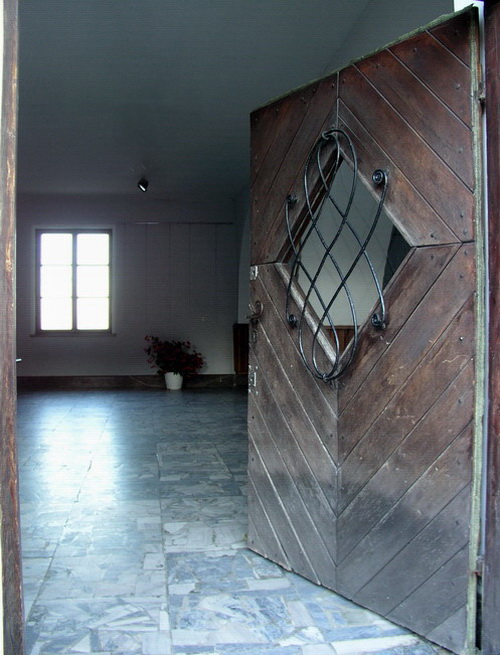 Photography by mzmzmzmz for DesignCrowd (Community Contests) | Design #9063028