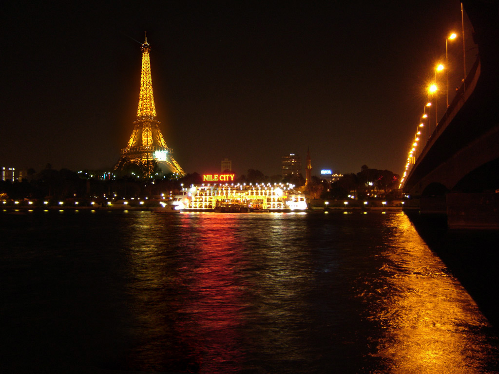 Design Photoshop par sherif1000 pour DesignCrowd (Community Contests) | Design #9072391