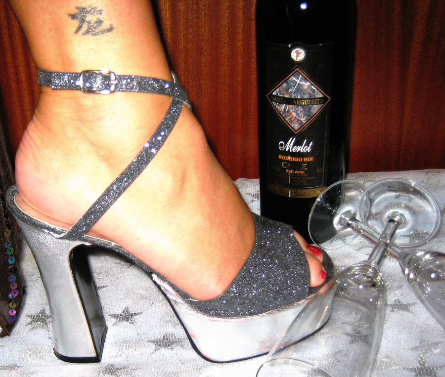 Photography by Maddyy for DesignCrowd (Community Contests) | Design #9047914