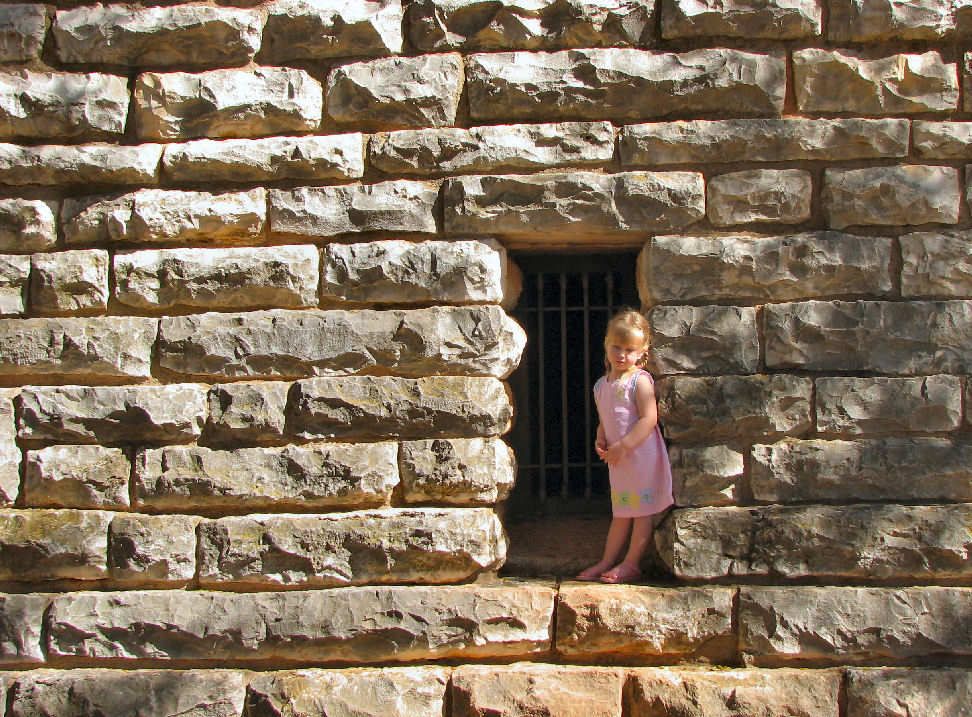 Photography by Suziecuchon for DesignCrowd (Community Contests) | Design #9044769