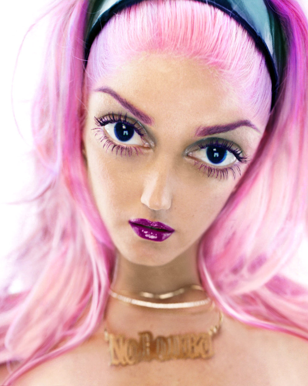 Design Photoshop par danger_mouse pour DesignCrowd (Community Contests) | Design #9039599