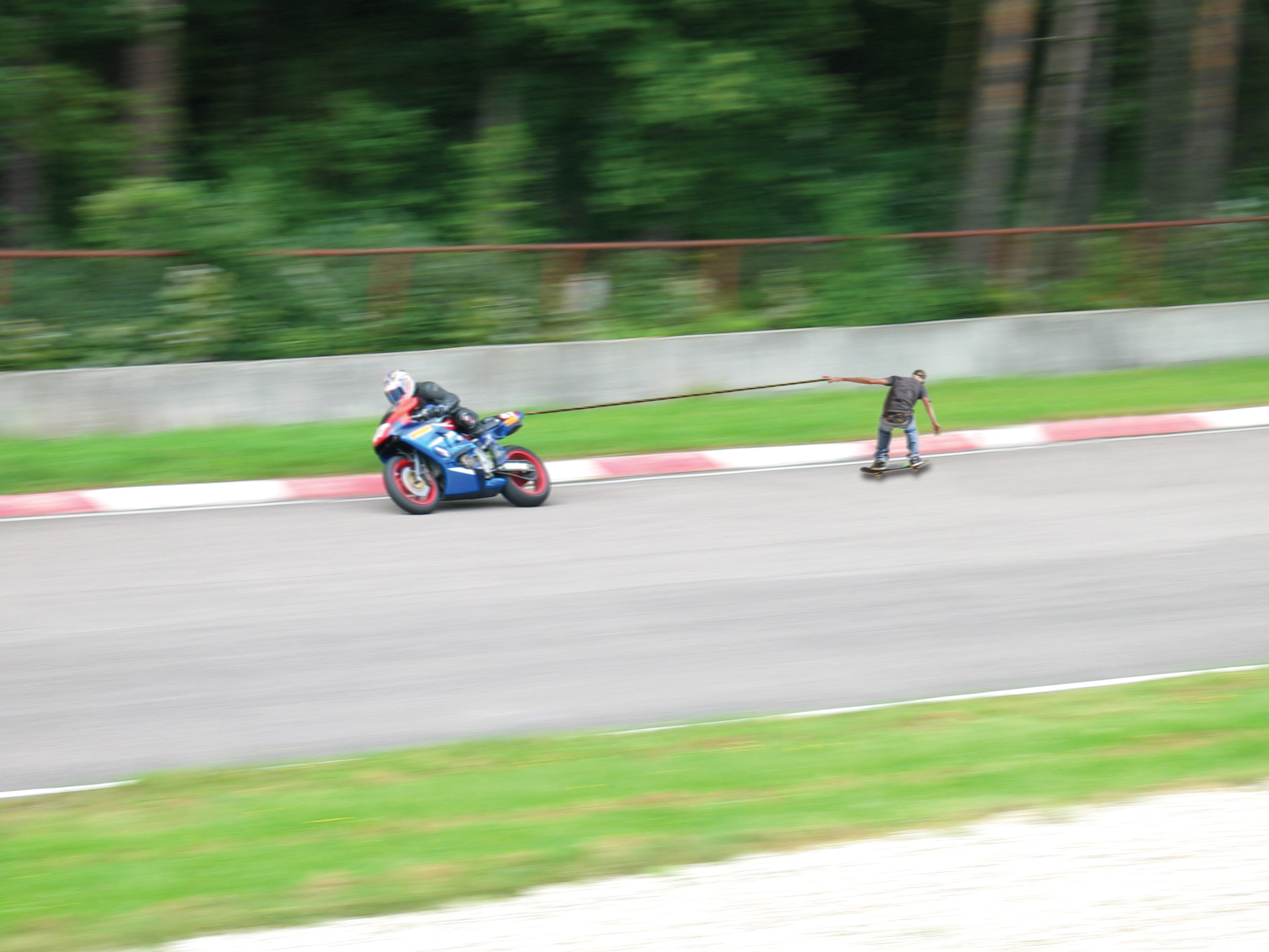 Diseño de Photoshop por Ausgixxer para DesignCrowd (Community Contests) | Diseño #9053424