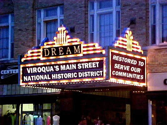 Design Photoshop par BereniceLooM pour DesignCrowd (Community Contests) | Design #9050828