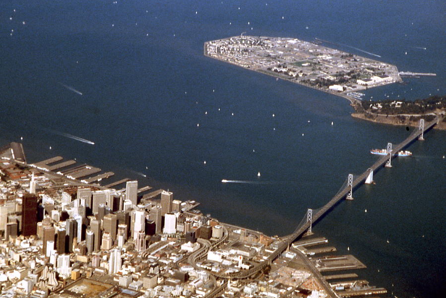 Photography by Rambis for DesignCrowd (Community Contests) | Design #9037743