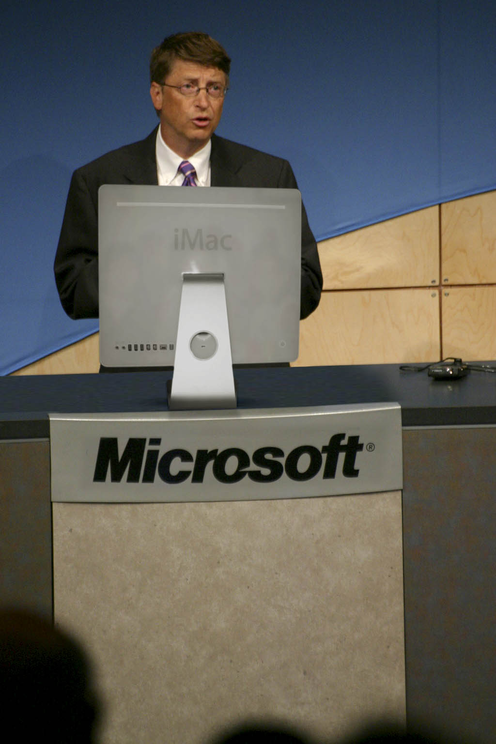 Design Photoshop par mlolsen pour DesignCrowd (Community Contests) | Design #9043441