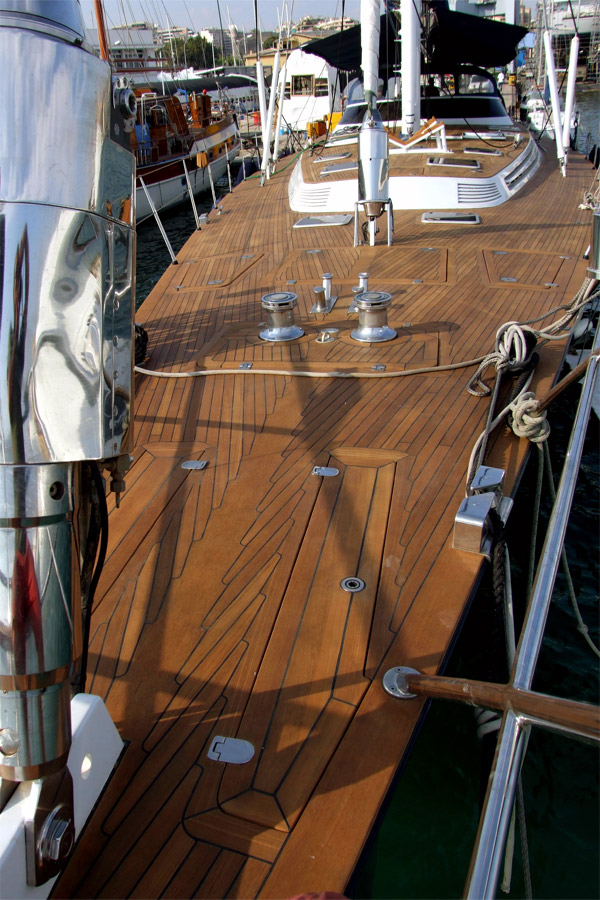 Photography by lemonheadone for DesignCrowd (Community Contests) | Design #9042890