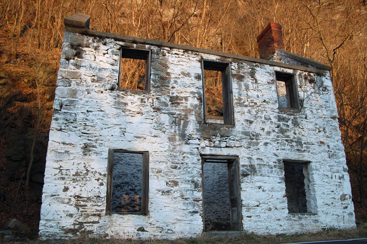 Photography by m3mane30 for DesignCrowd (Community Contests) | Design #9040378