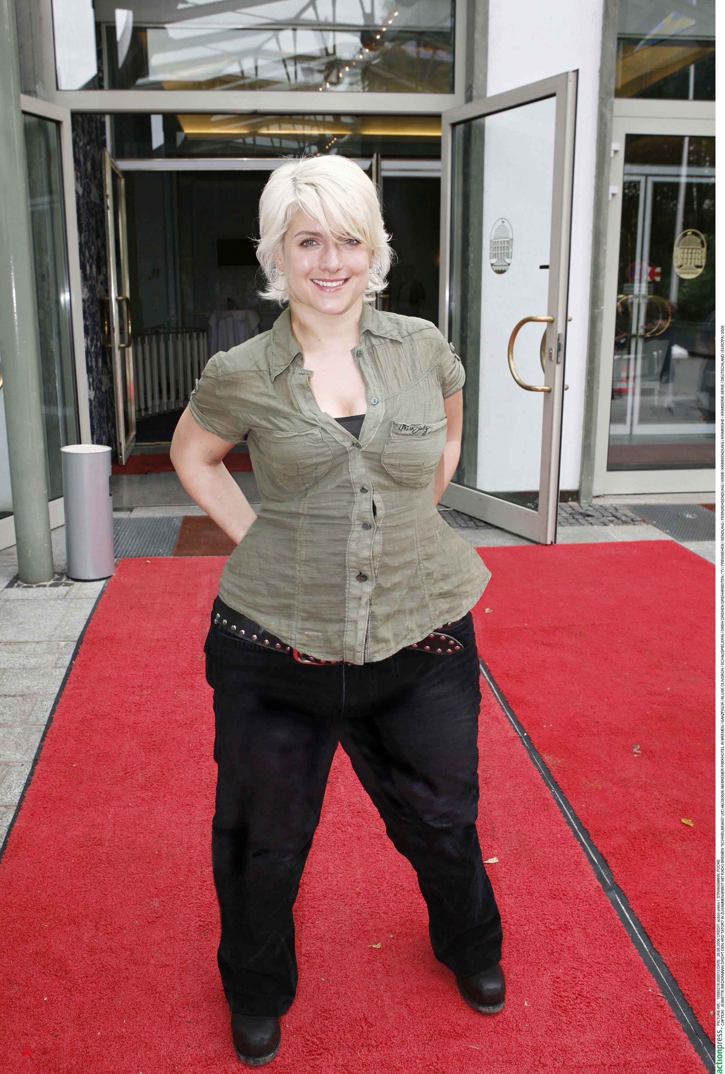 Photoshop Design by brypro63 for DesignCrowd (Community Contests) | Design #9039081