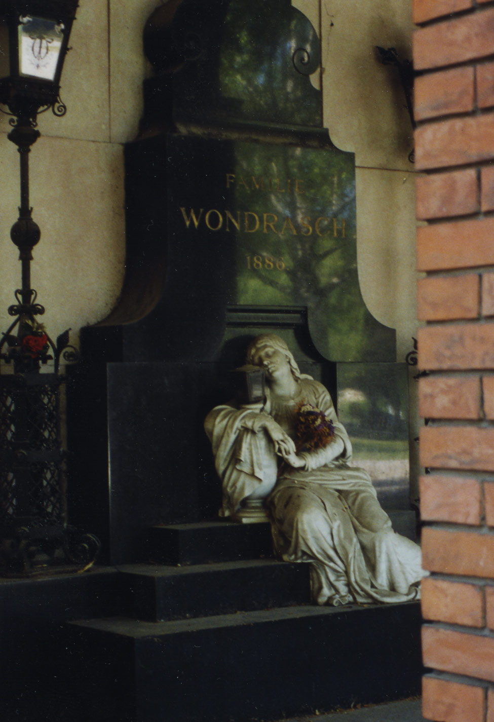 Photography by Archivist for DesignCrowd (Community Contests) | Design #9033526